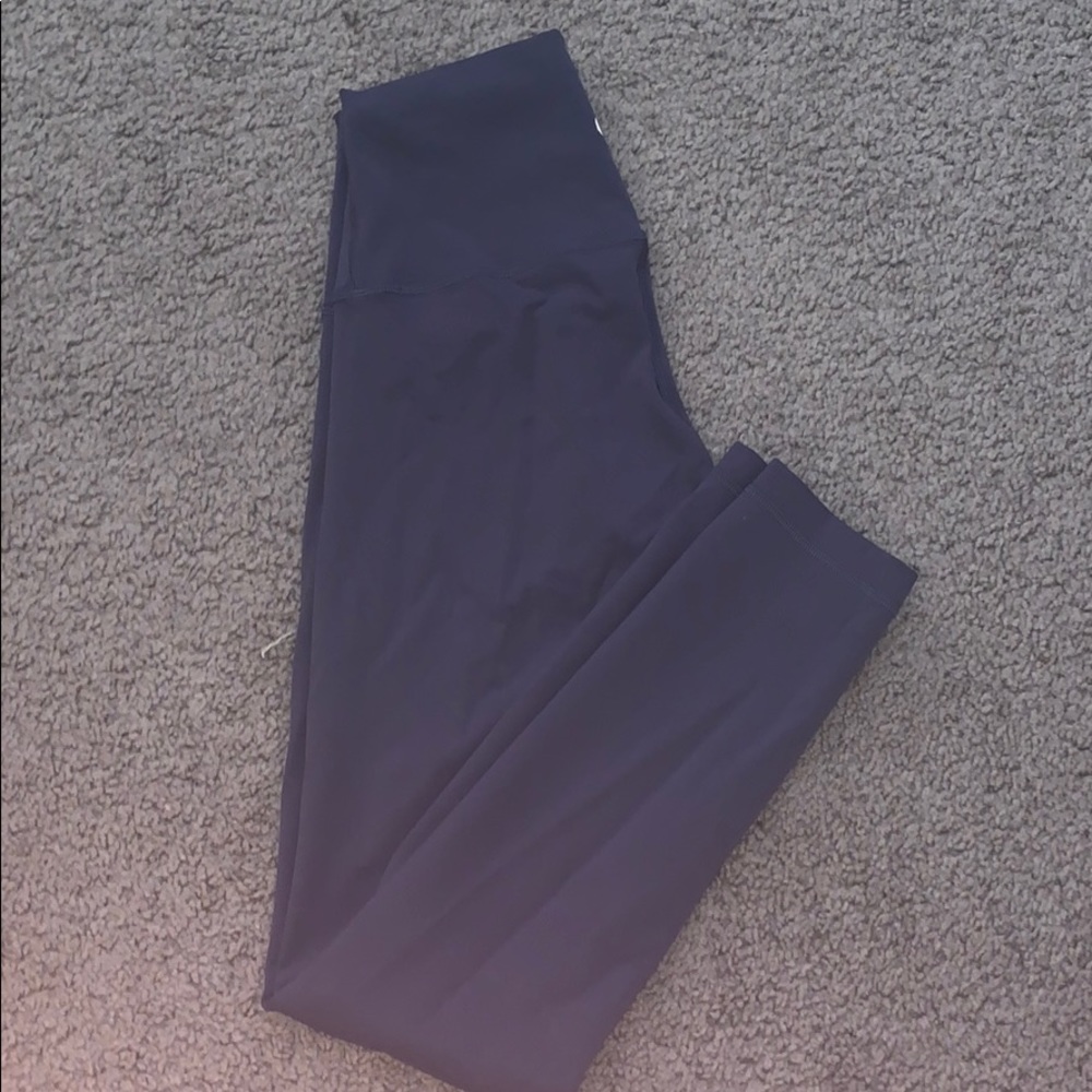 Lululemon Ink Blue Wunder Trains